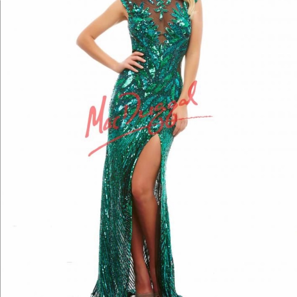 Prom dress - Picture 5 of 7